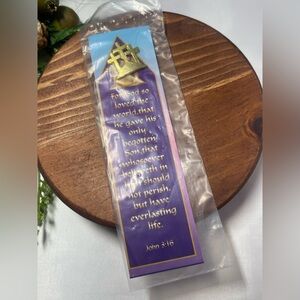 Christian Bookmark w/ Gold Cross Pin – John 3:16 Scripture – New